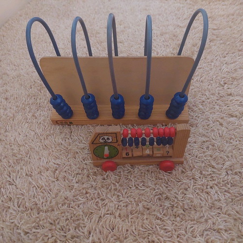 Wooden abacus like new with free educational toy