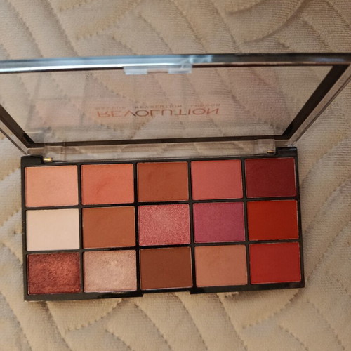 Revolution Newtrals 2 eyeshadow palette like new