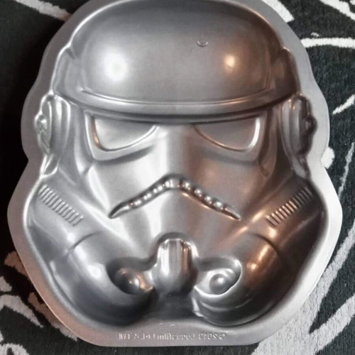 Authentic Stormtrooper Nonstick Baking Pan like new
