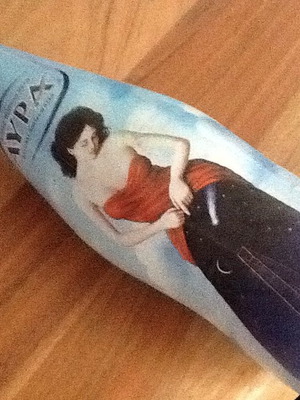 Aura collectible water bottle like new