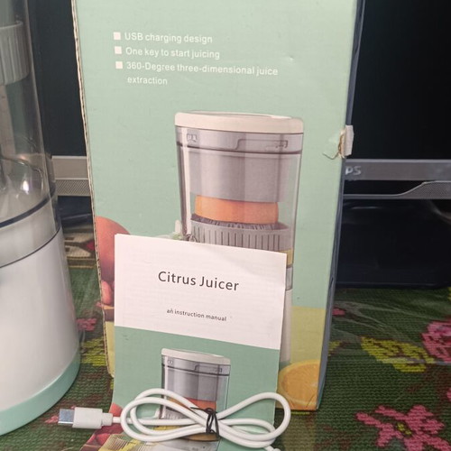 Electric Juicer like new