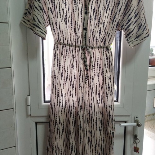 Shein jumpsuit like new with vertical stripes, black and beige