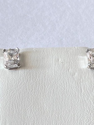 White gold 14k earrings with emerald cut zirconia like new