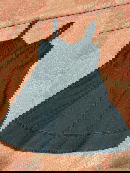 denim φορεμα attrattivo