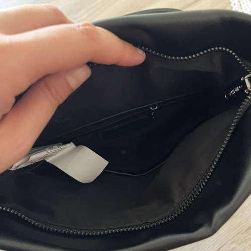 Valentino crossbody bag like new, black