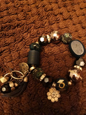 Bracelet used, elastic, blue