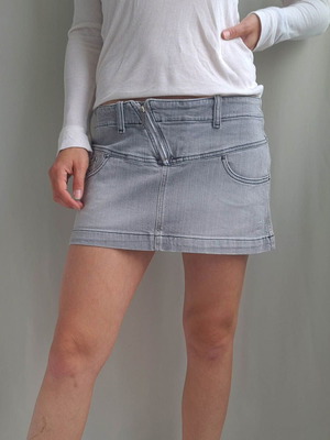 Diesel Jeans women's mini denim skirt size 29 / M, grey, stretch