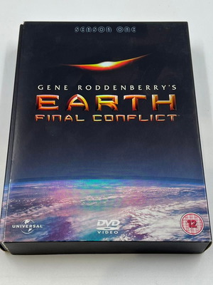 Earth: Final Conflict Season One DVD box set used