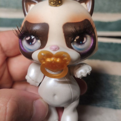 Poopsie Sparkly Critters Drama figure used