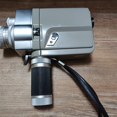 Minolta Auto Zoom 8 Movie Camera used, 1960s
