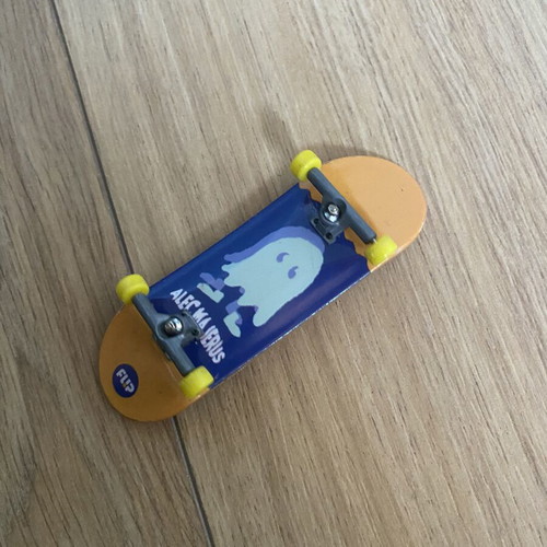 Tech Teck skateboard like new