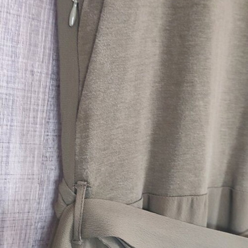 Massimo Dutti dress like new, green color with logo