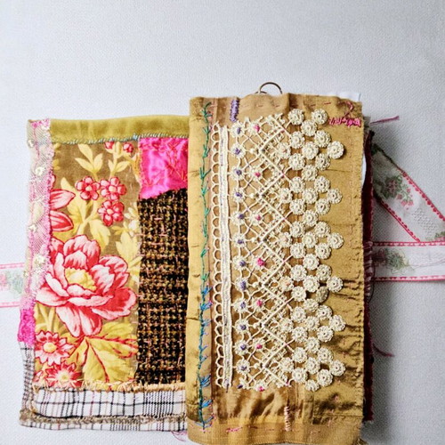 Handmade book/pouch for needles and threads like new