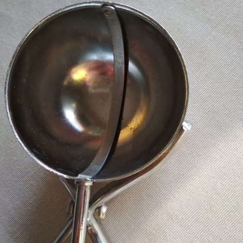 Silver-plated serving utensils used, set of 3 pieces