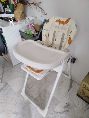 Βρεφικό κάθισμα φαγητού Babycare μεταχειρισμένο με πλενόμενο κάλυμμα