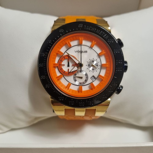 Vogue wristwatch used with chronographs and rubber strap