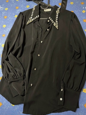 Black shirt with pearls and rhinestones like new, one size