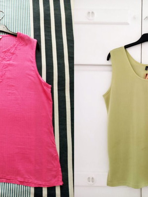 Set of two summer tops XL, fuchsia and light green, excellent condition