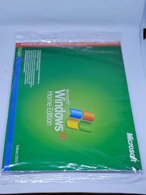 Microsoft Windows XP Home Edition нов, запечатан, издание 2002