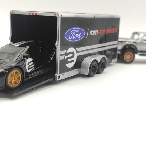 Maisto 1:64 Ford Raptor 2010 with Trailer and Ford GT 2017 new