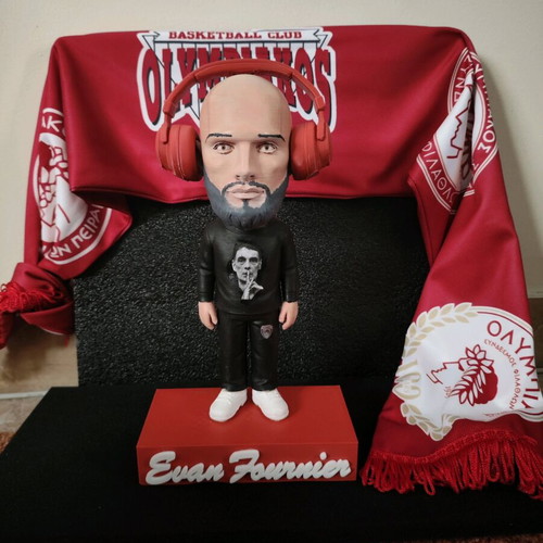 Evan Fournier 3D print with PLA 28 cm hand-painted made to order