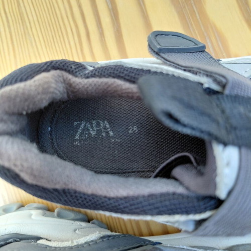 Zara perforated spring casual shoes size 26 used, gray