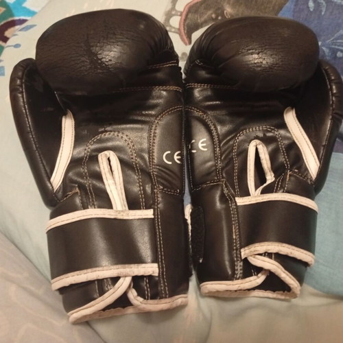 Persani 8 Oz kids kickboxing gloves used, black