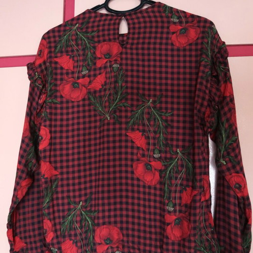 Zara oversized shirt like new, burgundy checkered with poppies