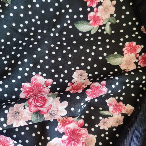 Lynne midi skirt A-line size 40 like new, black