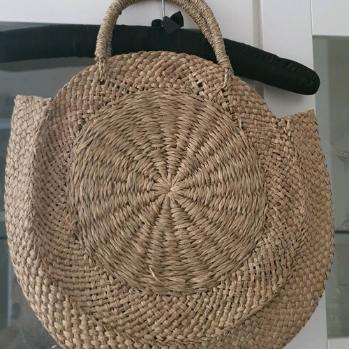 Celestino straw summer handbag like new, beige