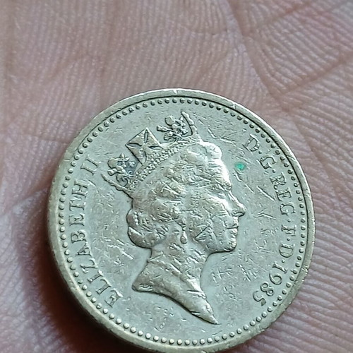 One Pound coin used from United Kingdom 1985 nickel-brass
