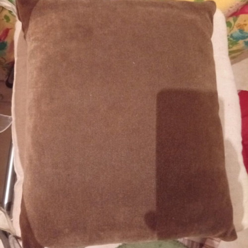Velvet brown pillow used with zipper good quality