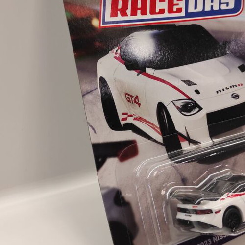 Hotwheels 2023 Nissan Z GT4 new, Premium Car Culture Race Day