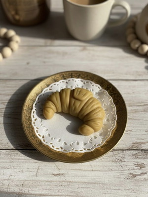 Croissant Wax Melt made to order with fresh baked croissant scent
