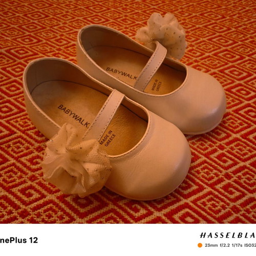 Babywalker baptism shoe white size 19 like new for girl