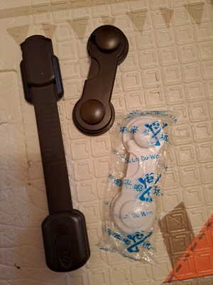 Child Safety Locks for Cabinets and Drawers new, set