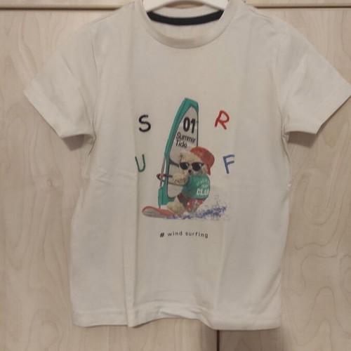 Short-sleeve t-shirt for 5-year-old boy like new, white