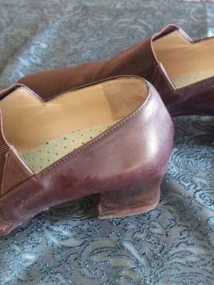 Brown slip-on pumps used, size 37, comfortable