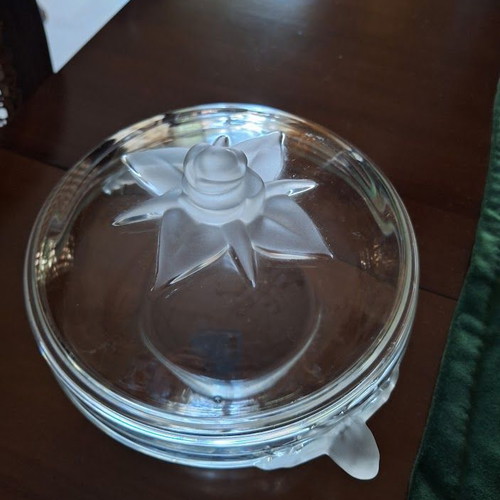 Crystal chocolate fondue pot like new, clear and frosted glass