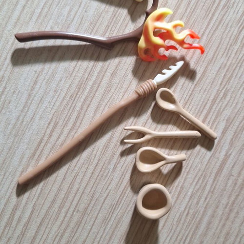 Playmobil Cave People Set with 2 Smilodons like new