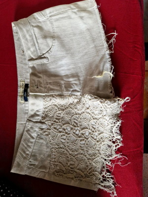 Beige shorts used, size XS, BSB