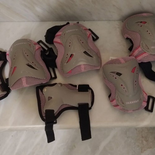 Skateboard protective gear set used, 6 pieces with helmet