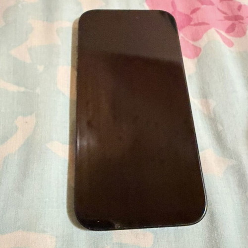 iPhone 15 128GB used, black, Apple iOS, 20+ MP camera