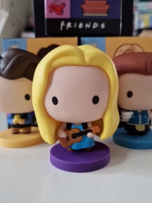 Friends Mini Figures new from McDonalds Rachel, Chandler, Phoebe