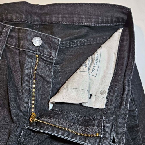 Levi's men's jeans, size M, black