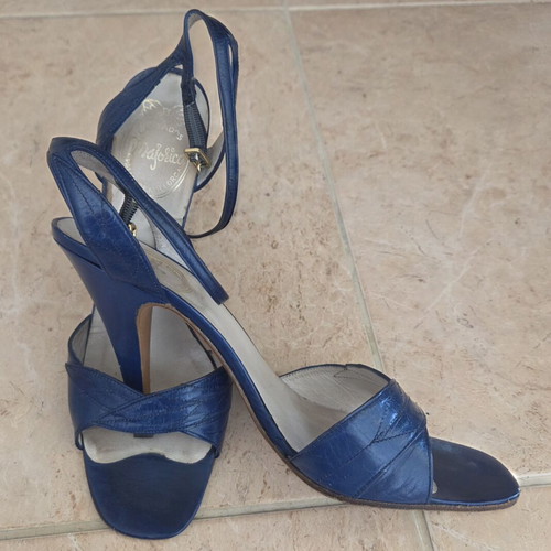 Majorica navy blue leather heeled sandals