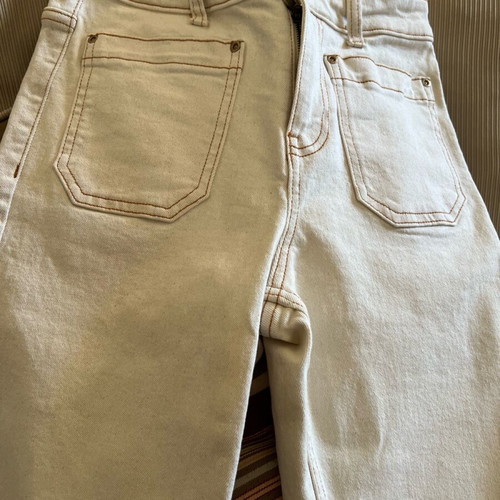 Zara women's jeans with stitching like new, size 36, beige