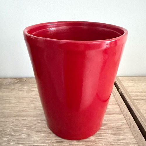 Ceramic planter red like new