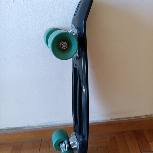 Skateboard kids used 57 centimeters