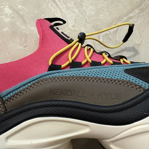 Kendall + Kylie Chunky Sneakers like new, multicolor, size 38